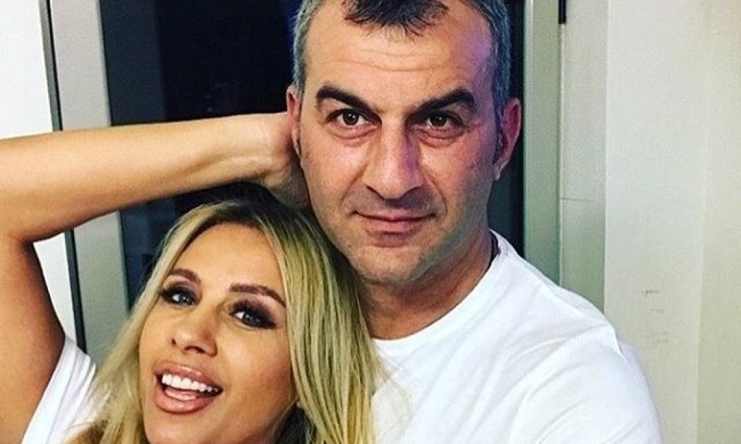 Η selfie του Τραϊανού Δέλλα με την Γωγώ Μαστροκώστα | Gossip-tv.gr