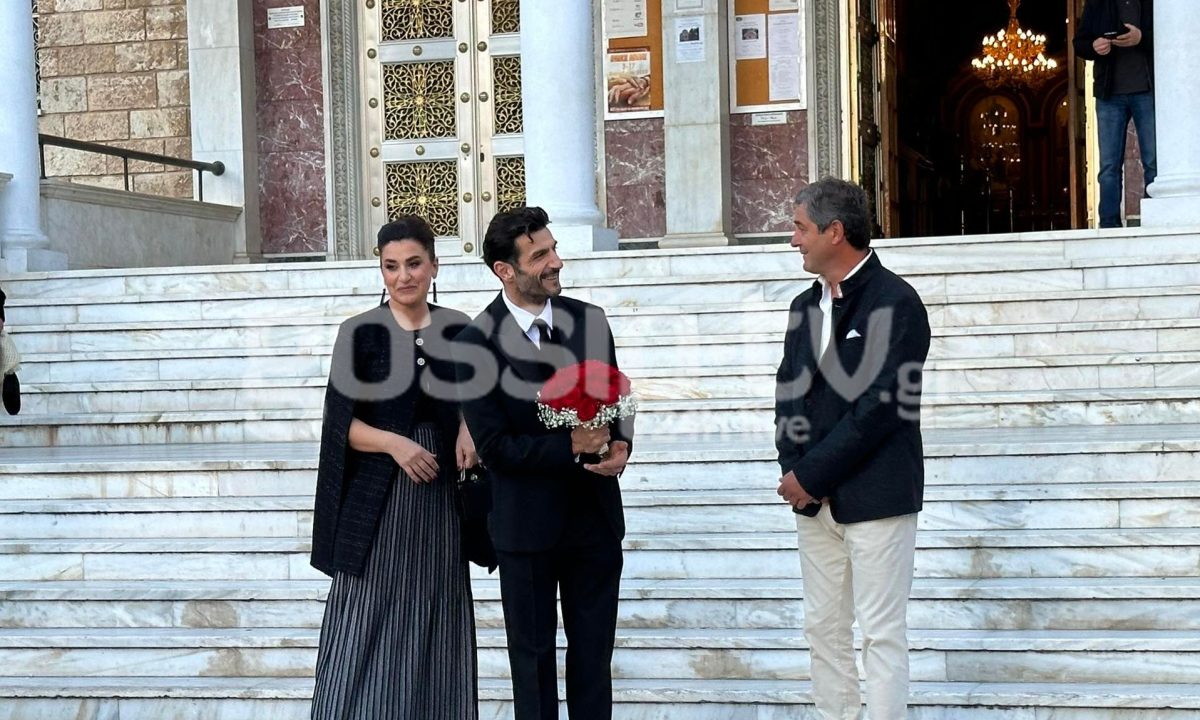 Κουρής-Τοπαλίδου: Οι πρώτες εικόνες από τον γάμο τους- Ο αγχωμένος γαμπρός & η κατακόκκινη ανθοδέσμη
