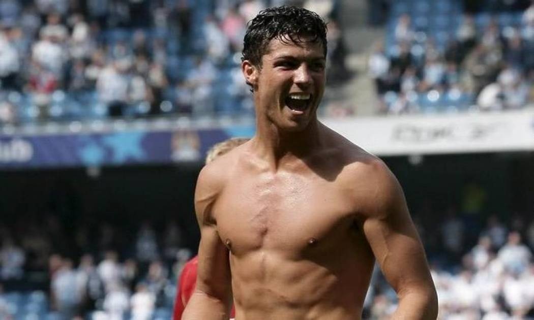 Ποδοσφαιριστές εργένηδες και...περιζήτητοι