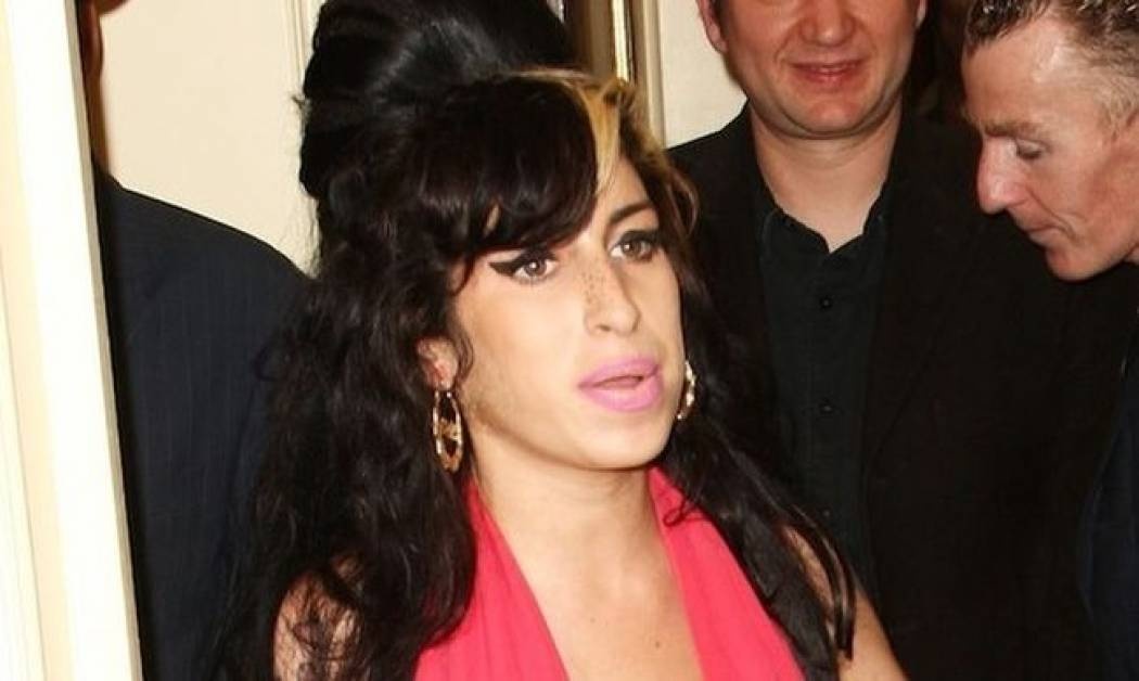 Τελεσίγραφο της Winehouse στον πατέρα της