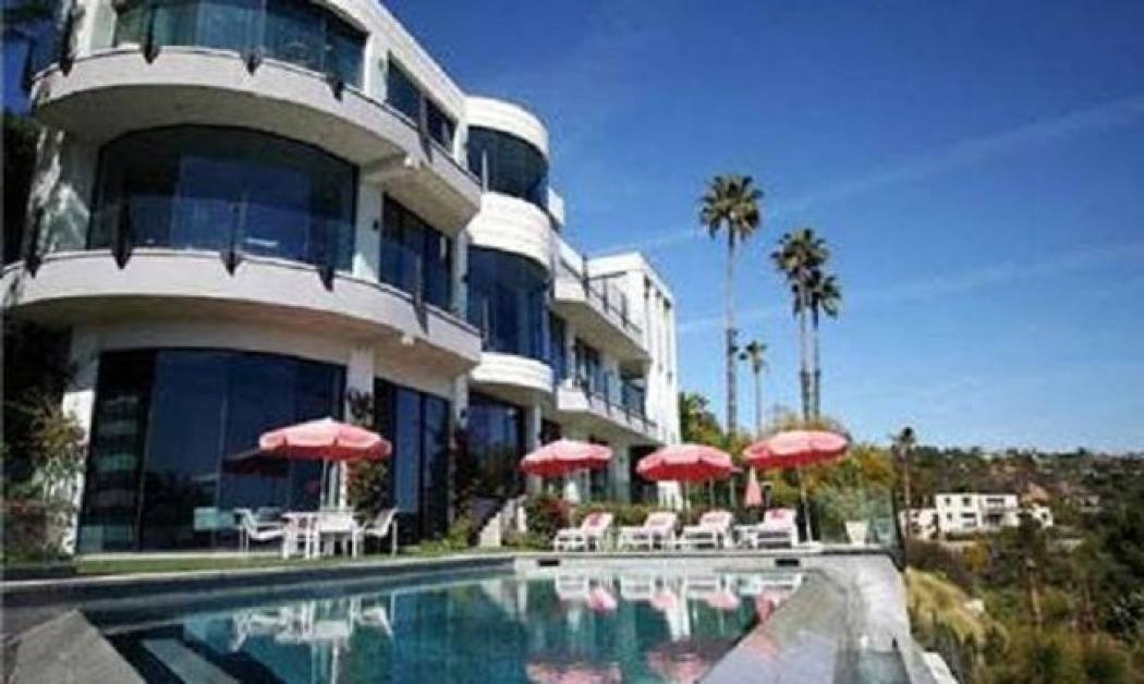 Ξανά προς πώληση το σπίτι του Πάρη Κασιδόκωστα στο Los Angeles