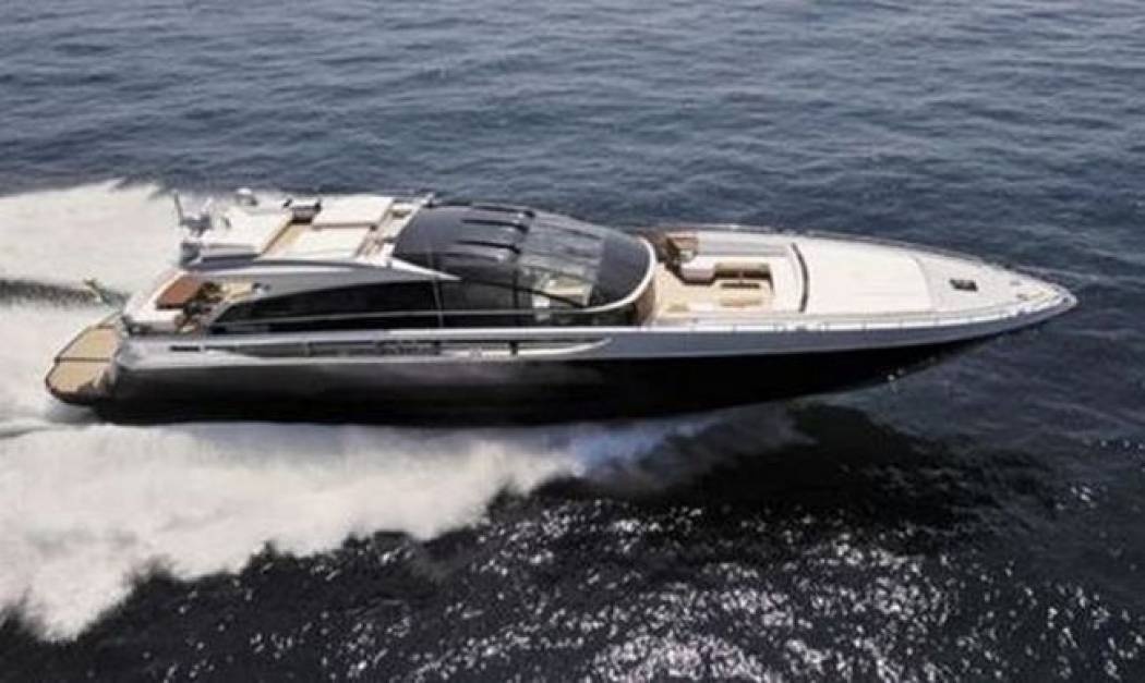 Χρουσαλά-Πατίτσας: Το γαμήλιο δώρο τους