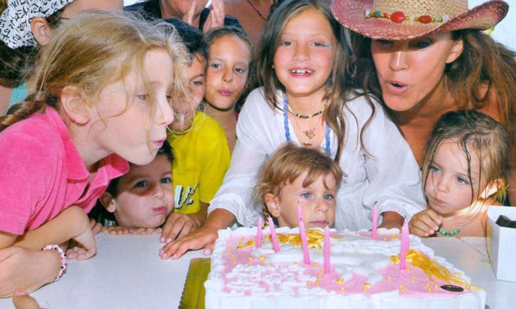 Βάνα Μπάρμπα: Γιόρτασε τα όγδοα γενέθλια της κόρης της