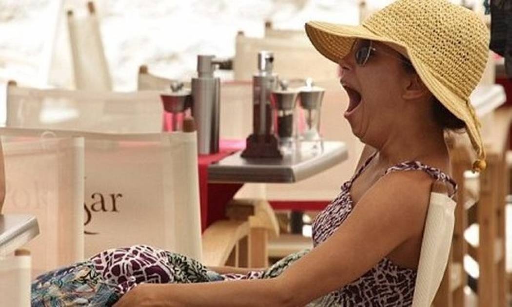 Όταν η Eva χασμουριέται