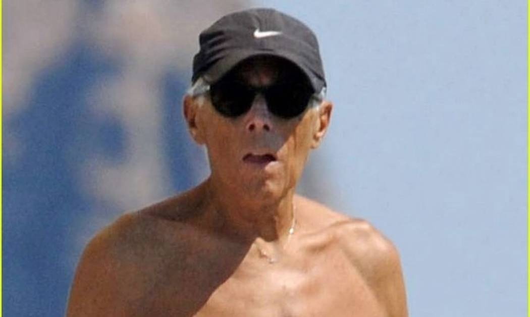 Βόλτα στον Σκορπιό για τον Τζόρτζιο Αρμάνι