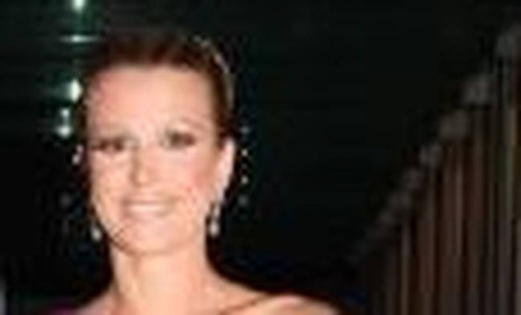 Έλενα Ράπτη: «Μετανιώνω για λάθη που έχω κάνει»