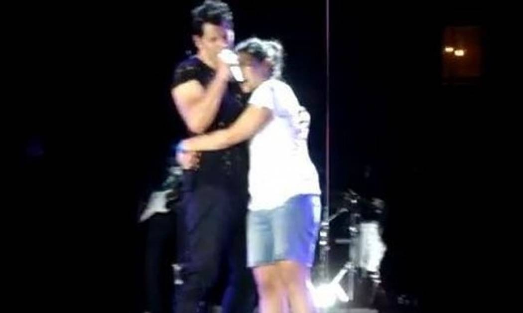 Video: Η συναυλία του Σάκη Ρουβά στην Χίο!