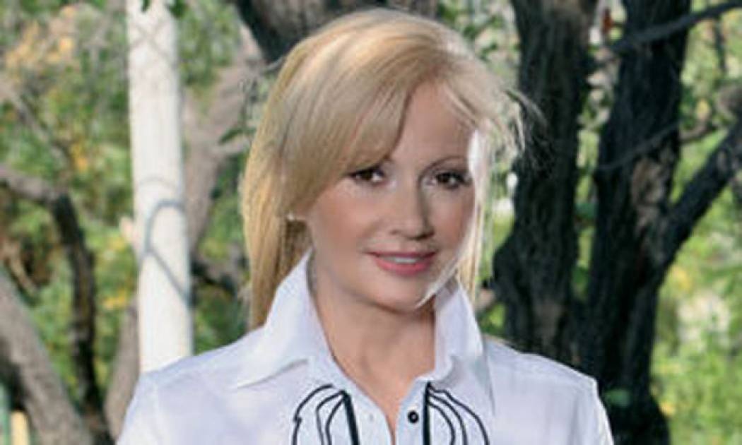 Αγγελική Νικολούλη: "Χώρισα πρόσφατα αλλά δεν θα γίνω και... καλόγρια"