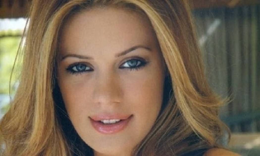 Πώς έχει βαφτιστεί η Ζέτα Μακρυπούλια!