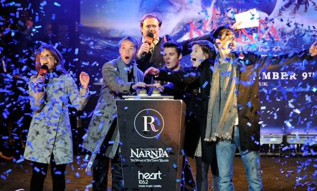 Video: Ο «Πρίγκιπας Caspian», άναψε τα φώτα των Χριστουγέννων