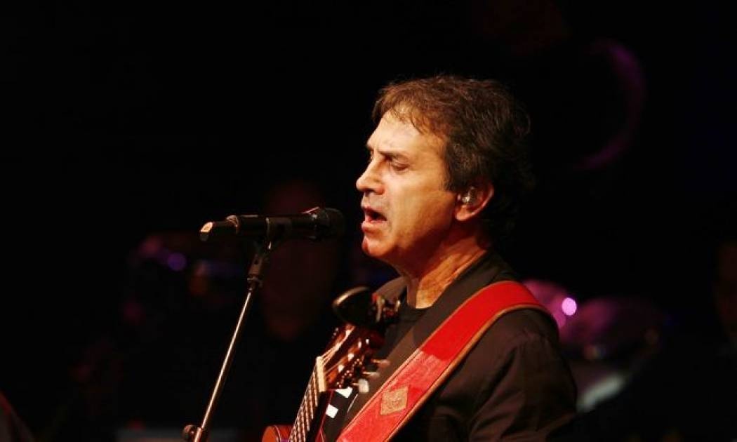 Σοβαρά επεισόδια σε συναυλία του Νταλάρα