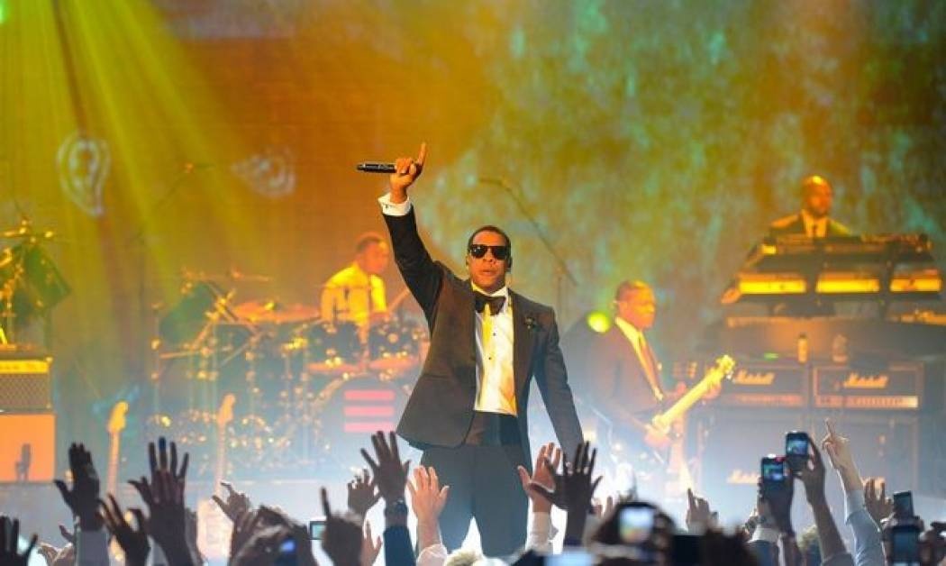 Video: Το λαμπερό πάρτι του Cosmopolitan