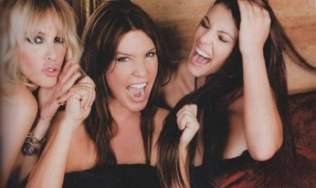 Η Βάνα αποκάλυψε την ηλικία της! (αποκλειστικά στο gossip-tv και στο cosmopoliti blog)