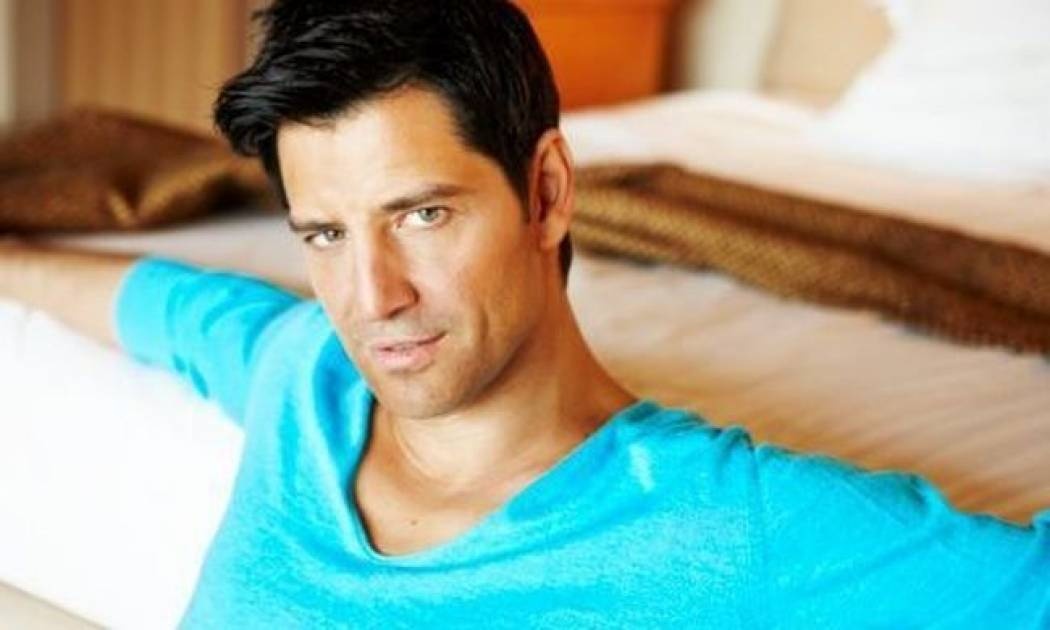 SAKIS ROUVAS LIVE…IN LOVE!