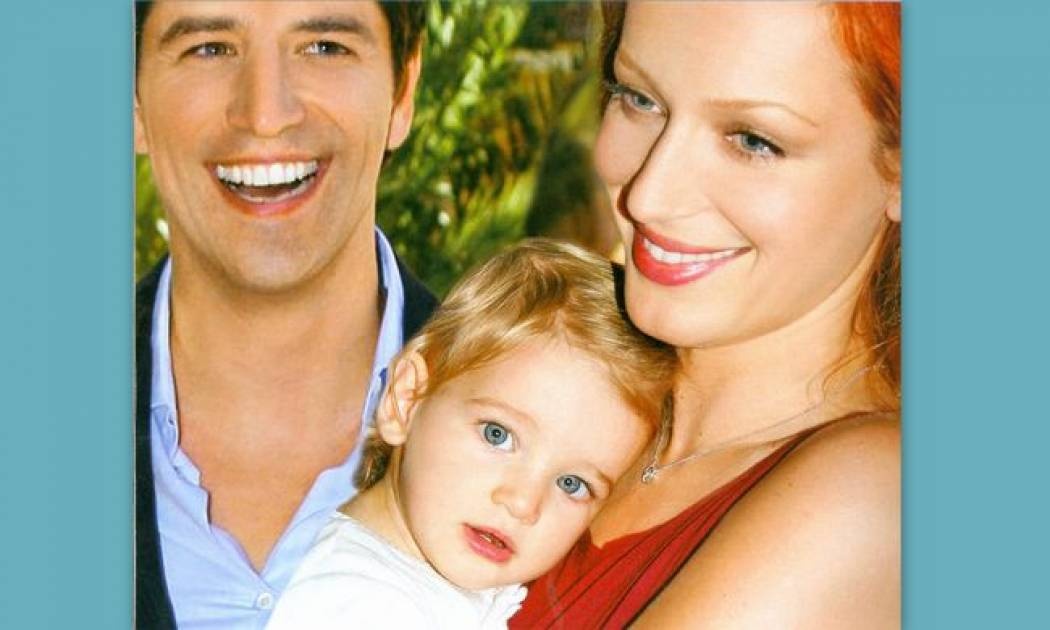 Ο Σάκης, η Κάτια και το αγγελούδι τους