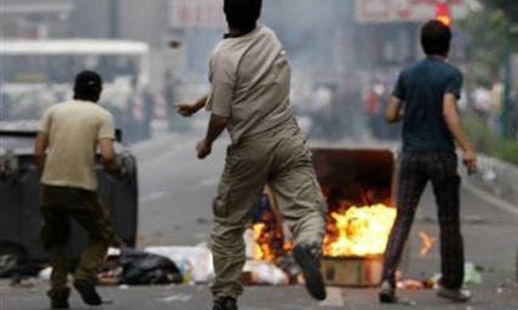 Αρνούνται την ευθύνη για τα πυρά στο Ιράν