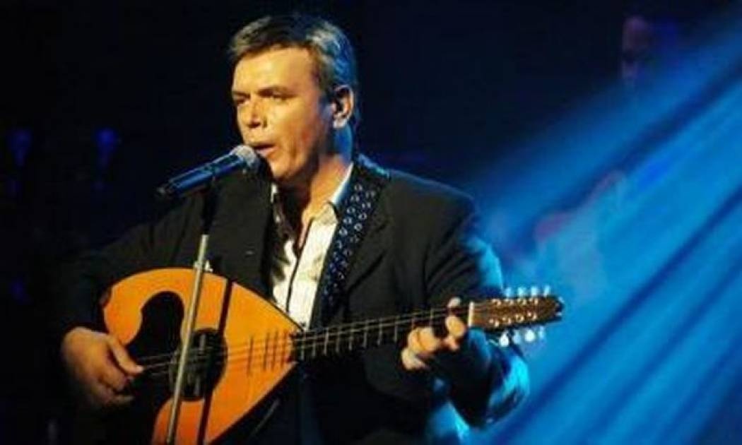 Μανώλης Λιδάκης: «Και στο έντεχνο υπάρχουν τερατουργήματα»