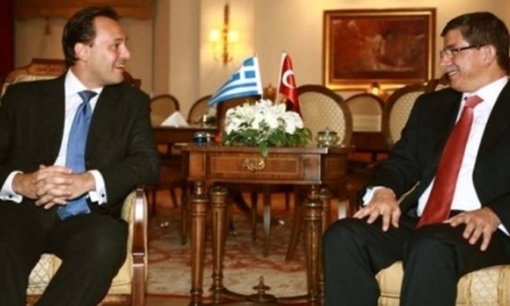 Στην Ελλάδα την Τρίτη, ο Νταβούτογλου