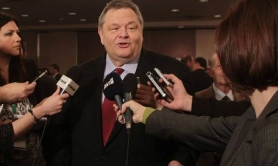 Νέα δήλωση Βενιζέλου - Συντηρεί την κόντρα