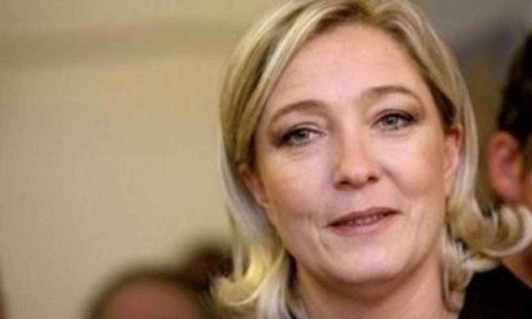 Η Μαρίν Λε Πεν στην Λαμπεντούζα για τους μετανάστες