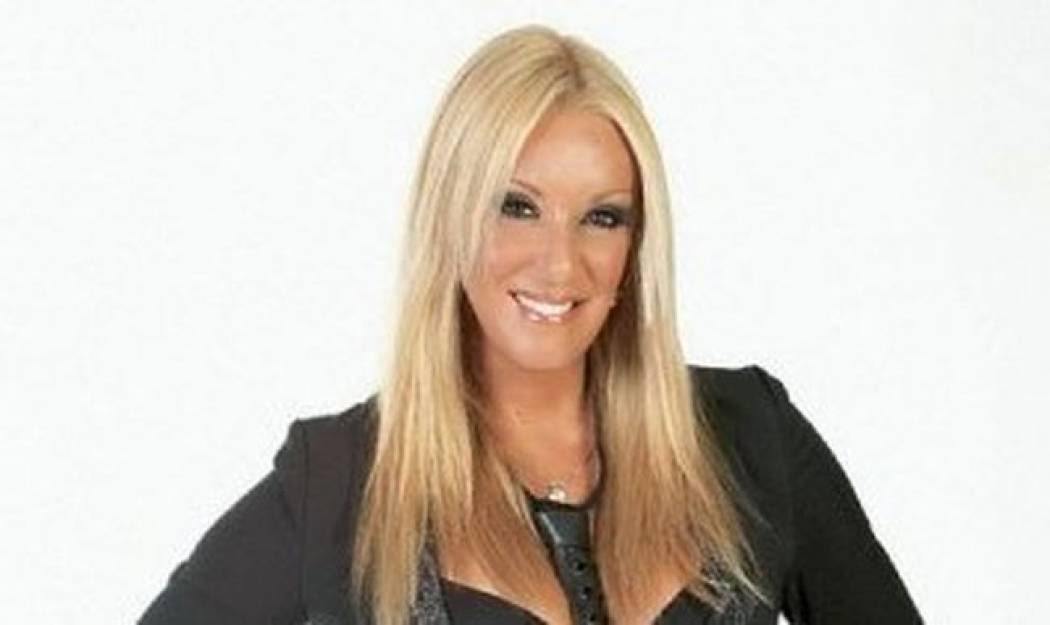 Video: Το καυτό τσιφτετέλι της Ναταλίας Γερμανού