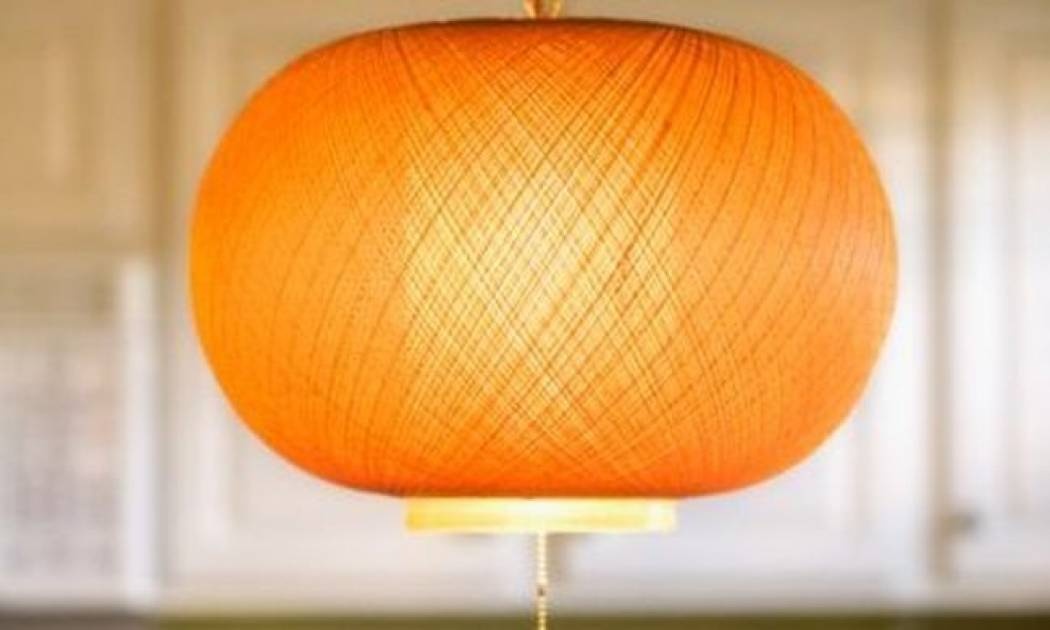 Σβήσε τη λάμπα, βγάλε τις πρίζες