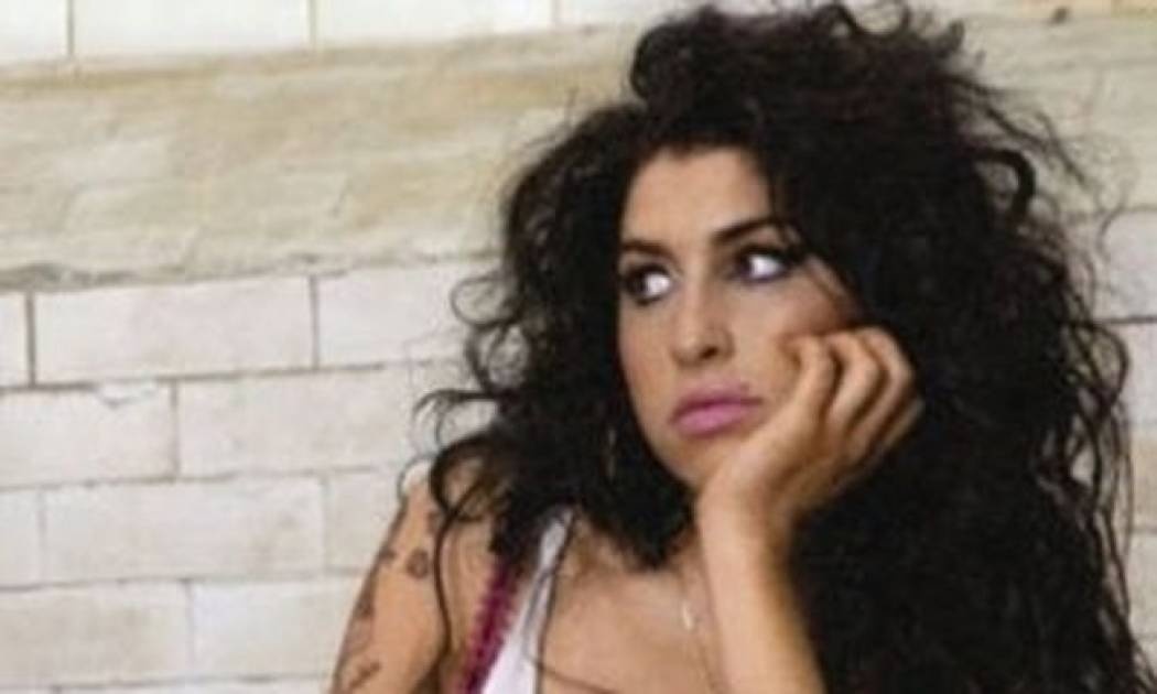 Amy Winehouse: Live με τρελές απαιτήσεις