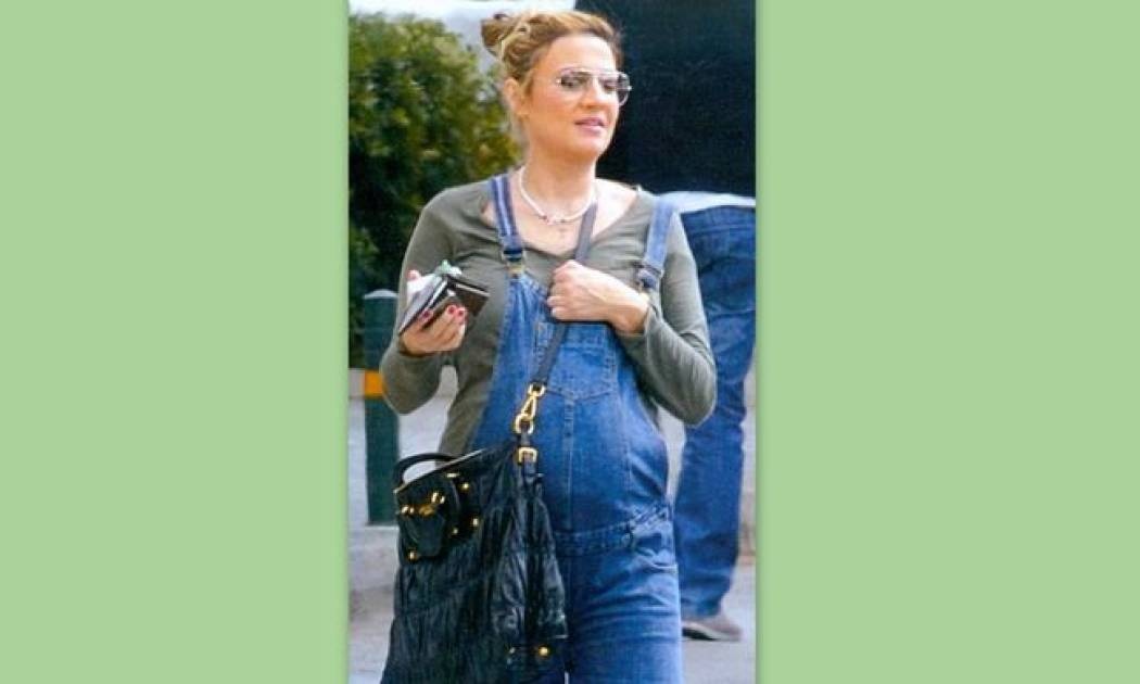 Φαίη Σκορδά: Μετρά αντίστροφα για τον ερχομό του Λιάγκα junior