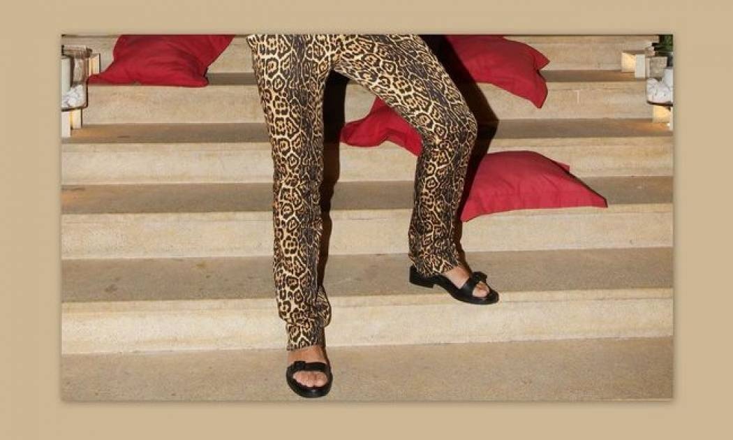 Ποιος τραγουδιστής εμφανίστηκε μ’ αυτό το στυλ;