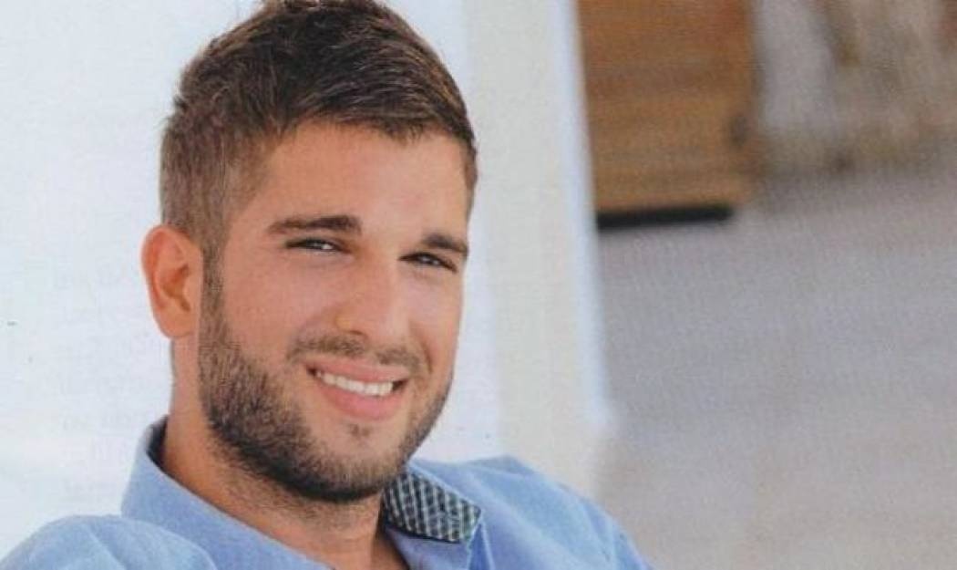 Μάνος Θεοφίλου: Μιλά για την περιπέτεια υγείας της μητέρας του, Χαρούλας Αλεξίου