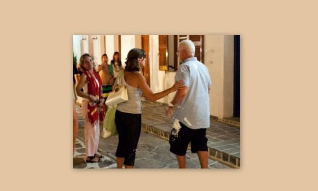 Η επίθεση με γιαούρτια στον Πρετεντέρη