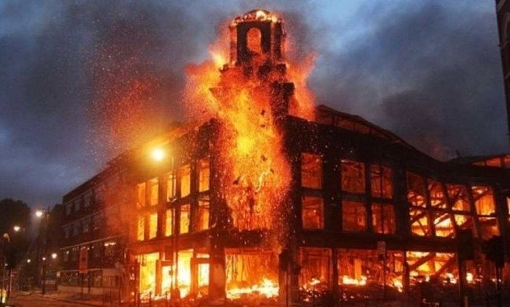 Νέες ταραχές στο Λονδίνο