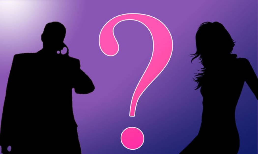 Hot story: Μεγάλη κυρία του ελληνικού κινηματογράφου σε τρυφερά ενσταντανέ με νεαρό!