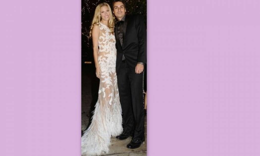 Επέτειο γάμου για την Βίκυ Καγιά και τον Νίκο Κριθαριώτη!