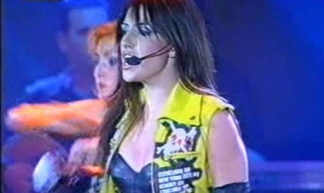 Και Έλλη και Έλενα!