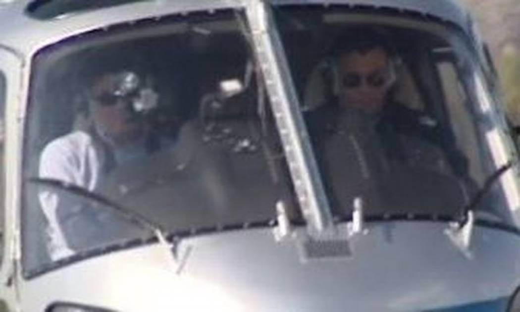 Video: Ο Ηλίας Ψινάκης έγινε… πιλότος!