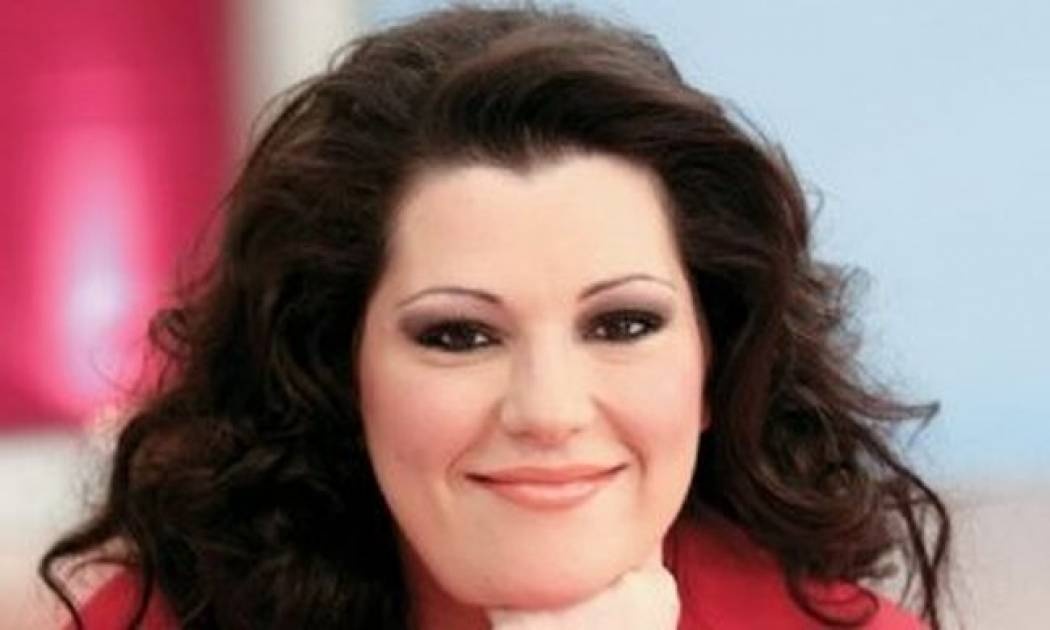 Κατερίνα Ζαρίφη: «Δεν έζησα ποτέ μισθολογικά… ταβάνια»