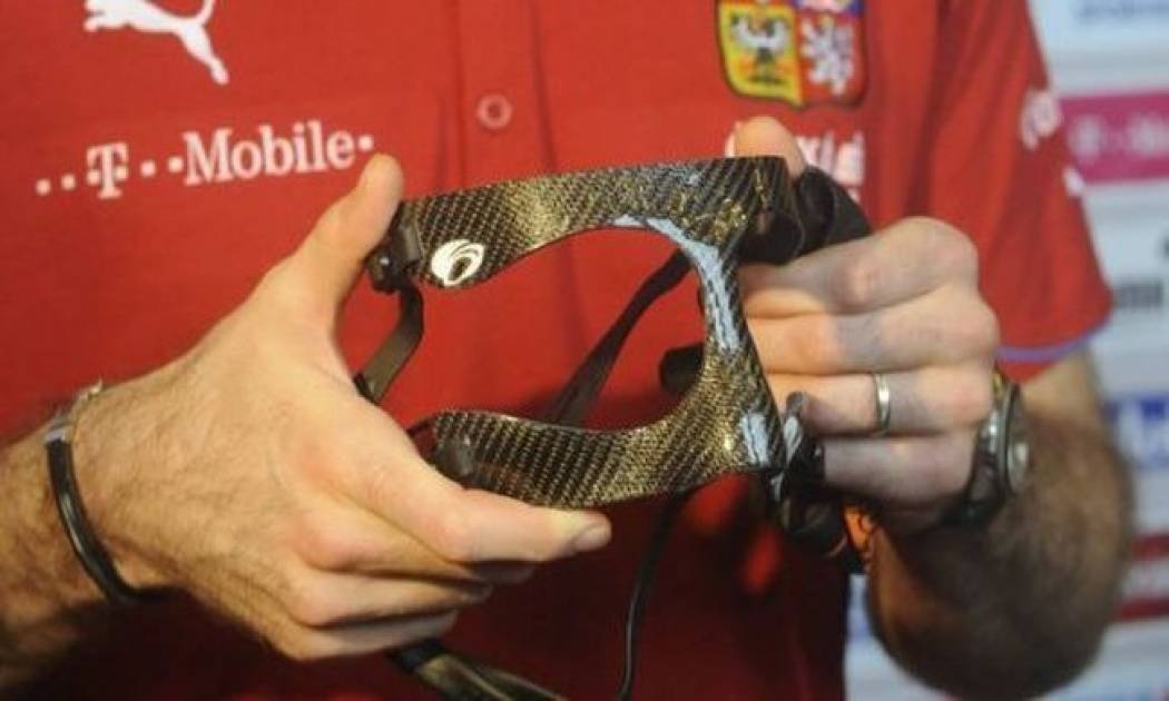 Ποιος ποδοσφαιριστής θα φορά αυτή την… μάσκα;