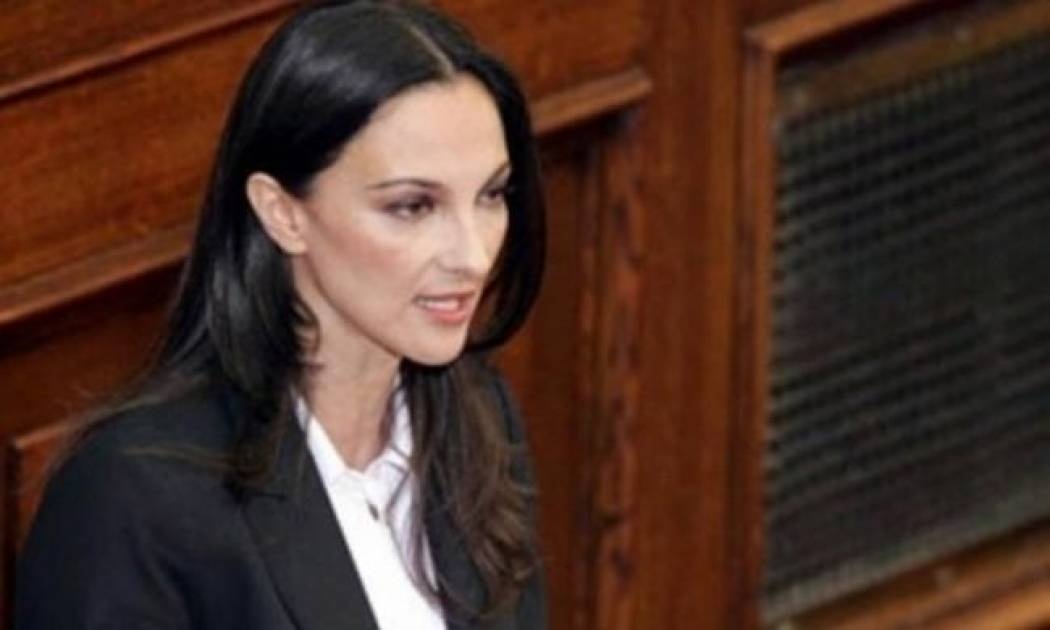 Η Κουντουρά στη Βουλή