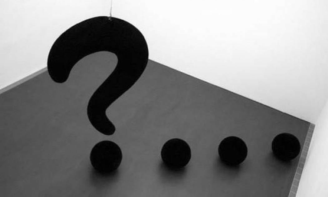 Ο ποδοσφαιριστής, η σύντροφος και η… κολλητή της