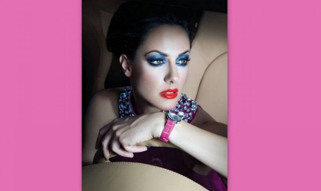 Juicy: Τα νυχτοπερπατήματα της Εύης Αδάμ στο Παγκράτι (Nasos blog)