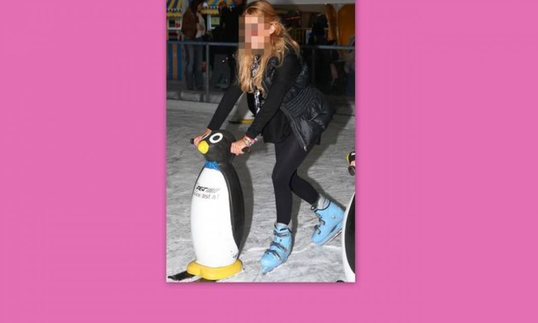 Τα γαλάζια παγοπέδιλα, ο πιγκουίνος και η βόλτα στον πάγο! (φωτό)