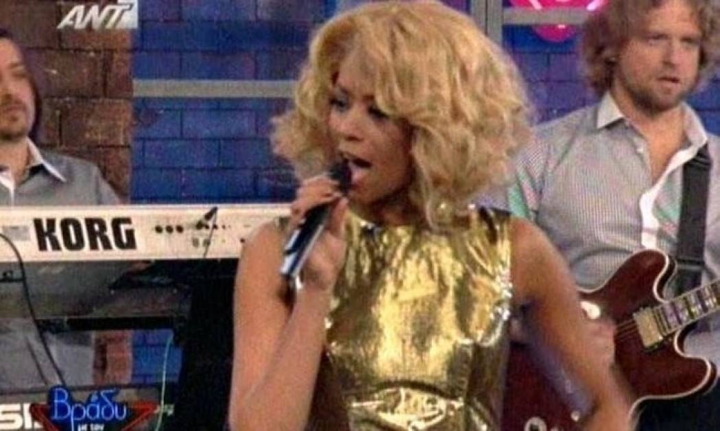 Η σέξι εμφάνιση της Saya στο «Βράδυ»