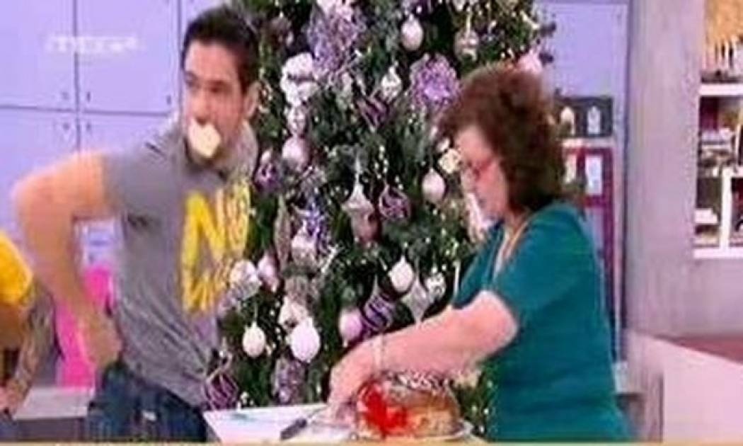 Το μπλε εσώρουχο του Δημήτρη Ουγγαρέζου