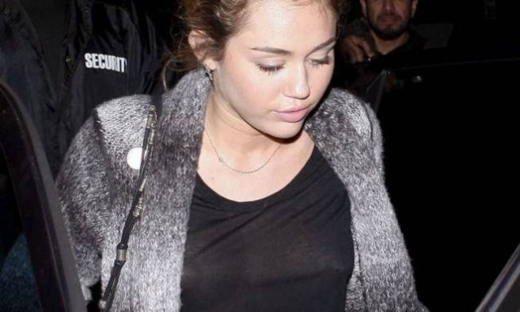 Διάφανη Miley!
