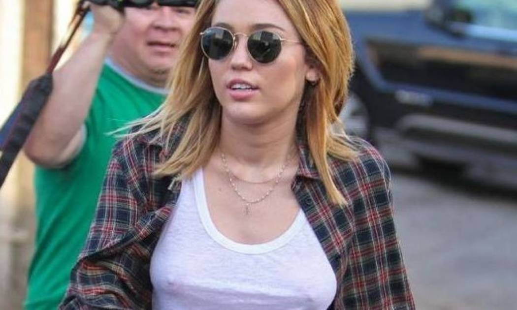 Διάφανη Miley ξανά!