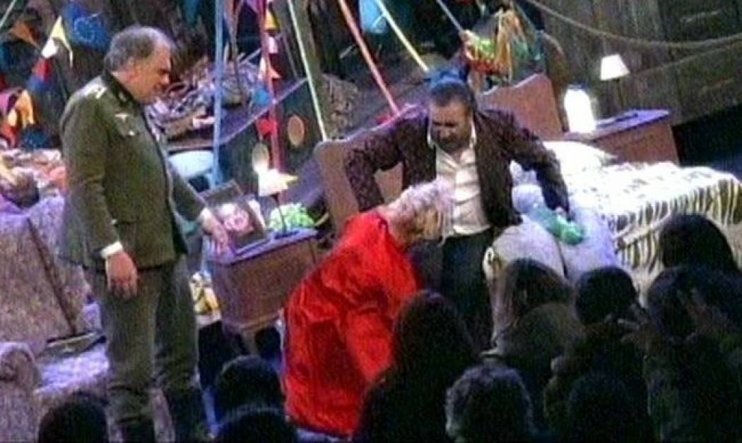 Η απίστευτη on air τούμπα της Ρώπα και το νευρικό γέλιο!