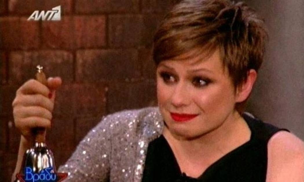 Το δώρο του Κωστόπουλου που συγκίνησε την Καραβάτου