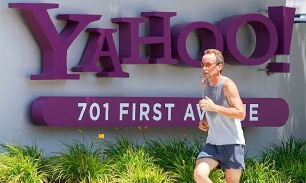 Η Yahoo θα κάνει περικοπή 2.000 θέσεων εργασίας