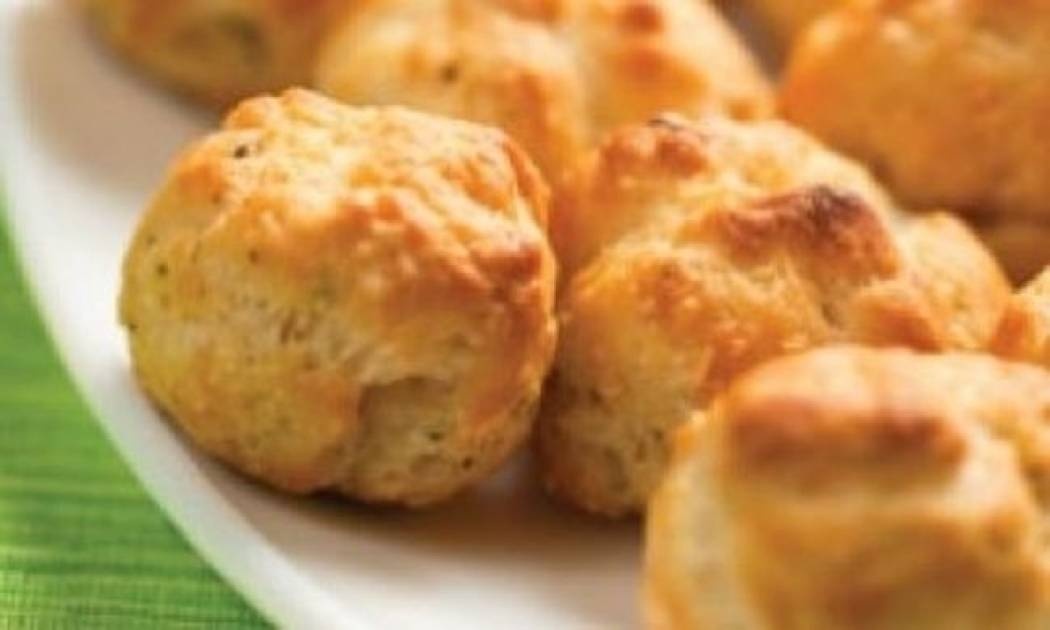 Τα πιο εύκολα τυροπιτάκια